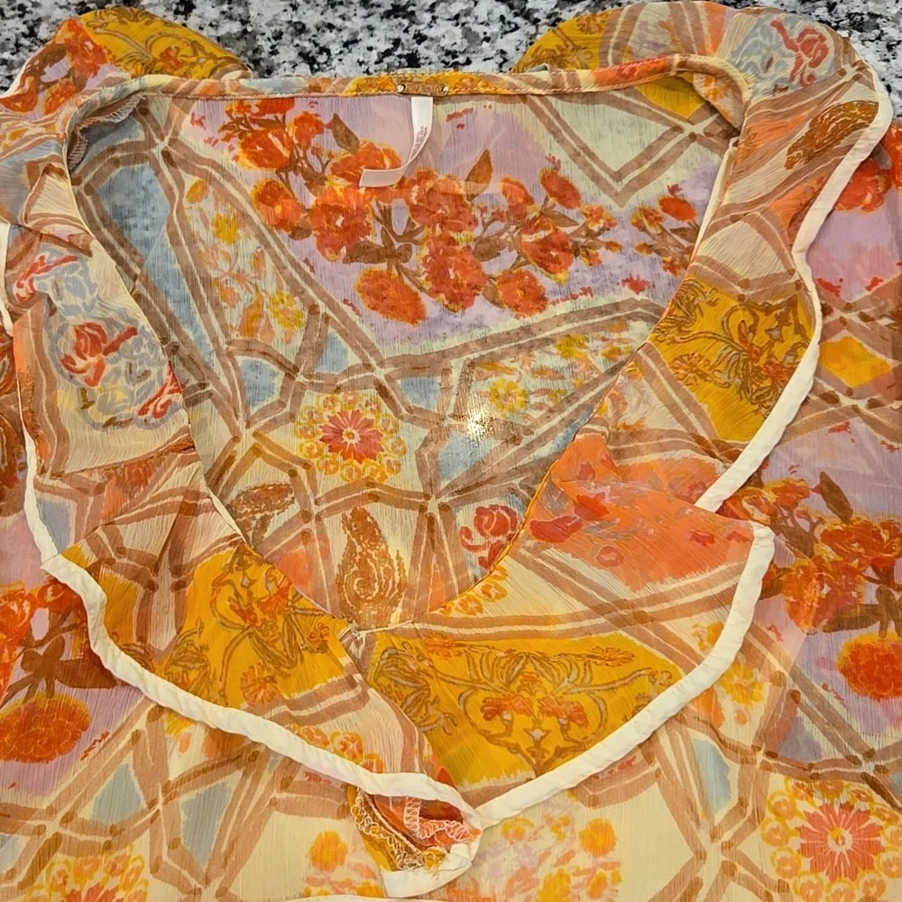 FREE PEOPLE CARMELLA FLORAL MAXI DRESS. SIZE X-SMALL.